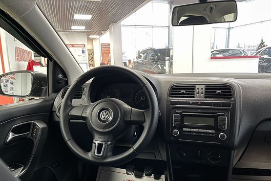 Volkswagen Polo V